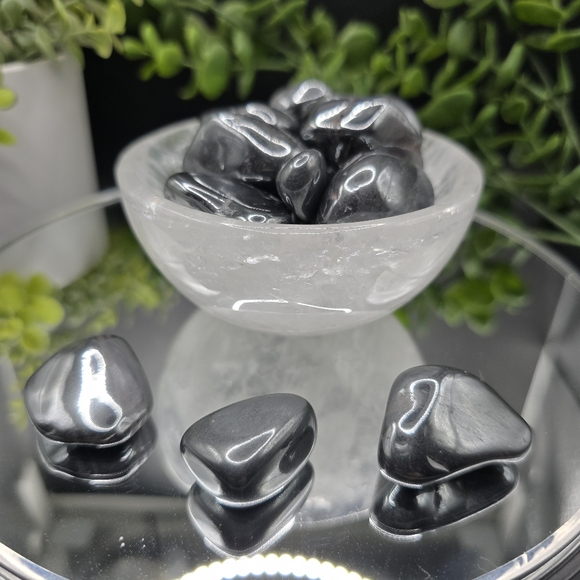 Hematite Tumble - Picture 1 of 3